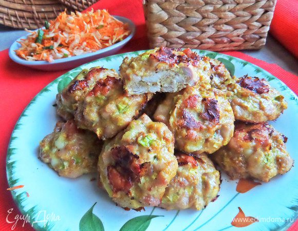 Переносим на большую тарелку.