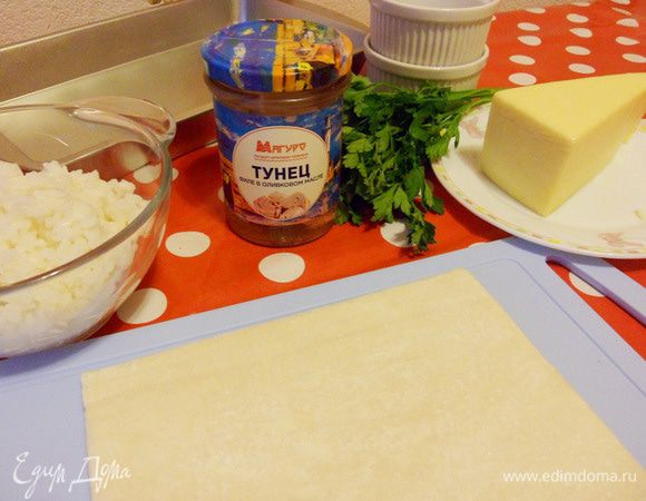 Все ингредиенты для мини-кулебяки.