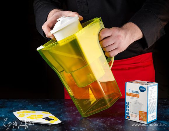 Не забудьте проверить ресурс своего картриджа. Если он истек, об этом укажет BRITA Memo индикатор. Обратите внимание, что для приготовления горячих блюд лучше использовать мягкую воду, чтобы вкус ингредиентов лучше раскрылся. Для этого используйте картридж MAXTRA Жесткость Эксперт.