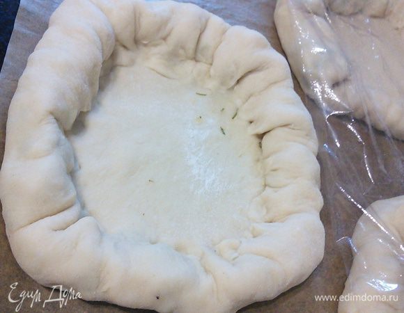 Поставить на 30-40 мин. под пленкой на отдых.