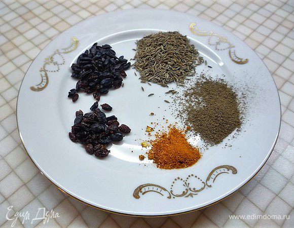 Подготовим специи.