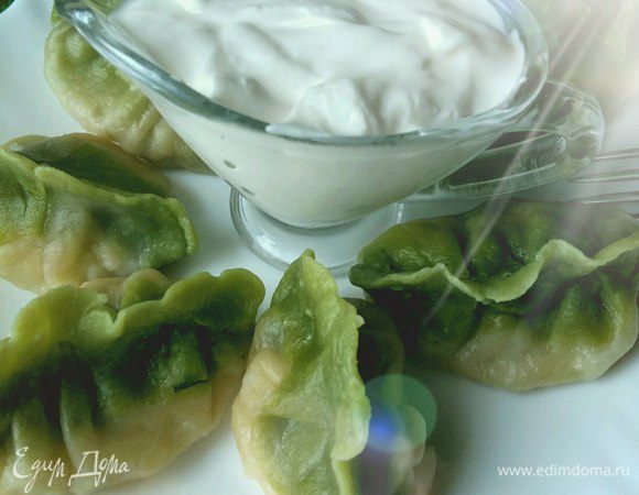 Подаем со сметаной.