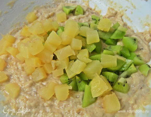 Ананас тоже.