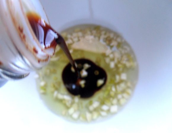 Соевый соус вместо соли.