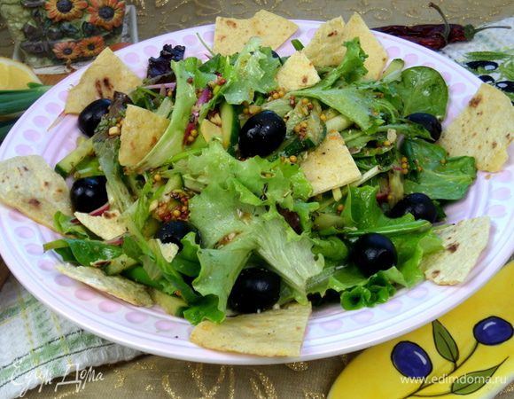 Вылить остальную заправку.