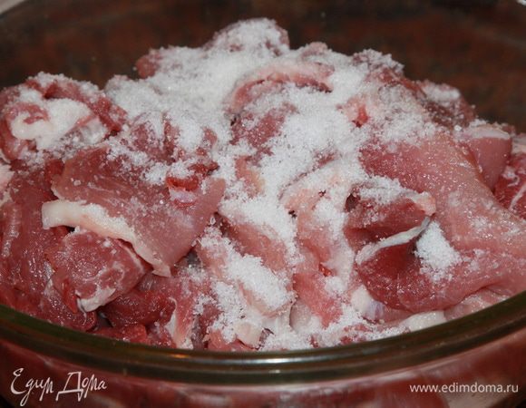 Добавляем смесь солей.