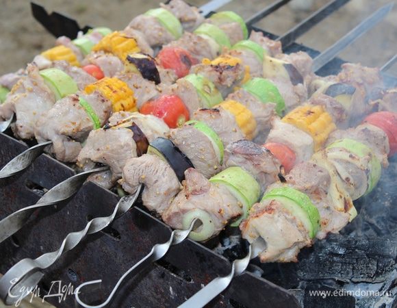 Запечь на углях до готовности.