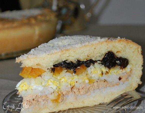 Очень вкусный национальный пирог башкирской и татарской кухни готов.