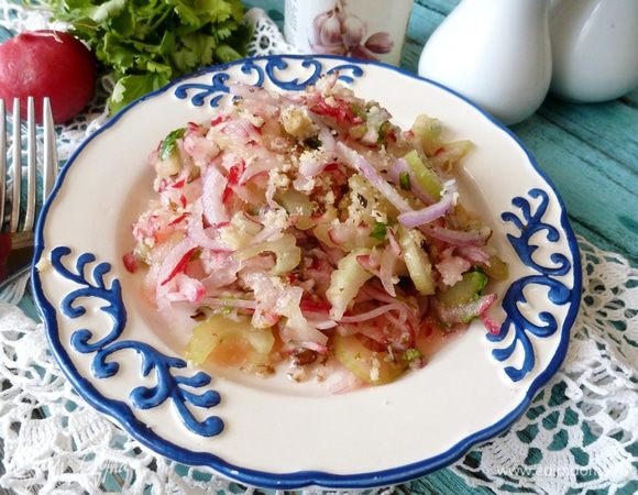 Вкусный салат готов! Приятного аппетита!