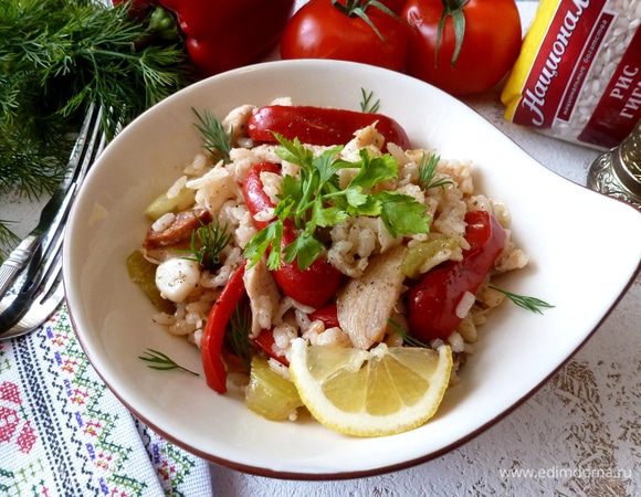 Джамбалайя по-каджунски готова. Сочная, острая, очень сытная и невероятно аппетитная! Приятного аппетита!