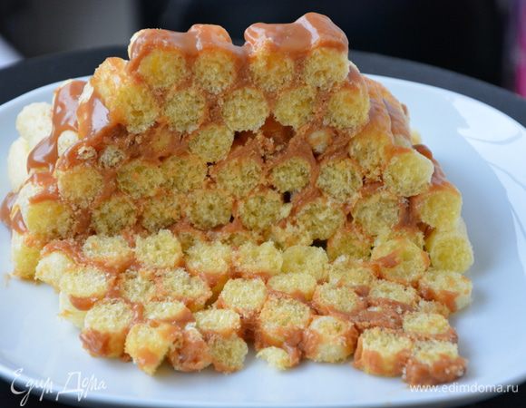 Отправляем на холод на 30 минут. Отрезаем кусочек, вспоминаем детство и наслаждаемся. :)