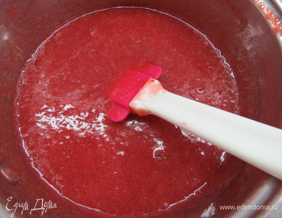 Варим постоянно помешивая 2-3 минуты.