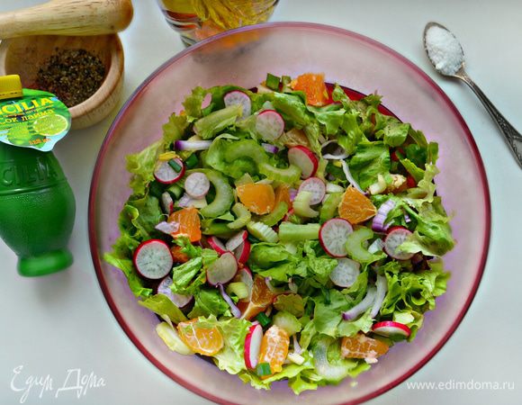 Смешайте все ингредиенты в большой емкости, приправьте солью, перцем, соком лайма ТМ SICILIA и хорошим оливковым маслом!
