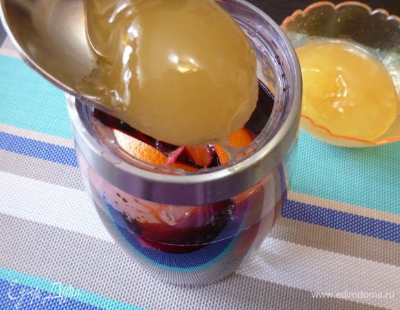 Добавим мед по вкусу. 