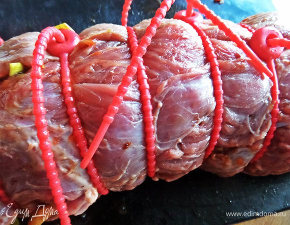 Еще стянуть силиконовыми жгутиками.