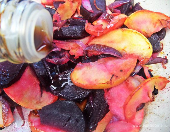 Я еще влила соевый соус вместо соли.