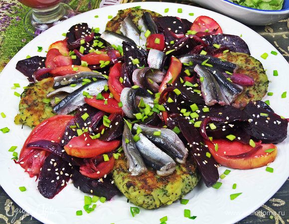 Посыпать зеленым луком и жареным кунжутом.