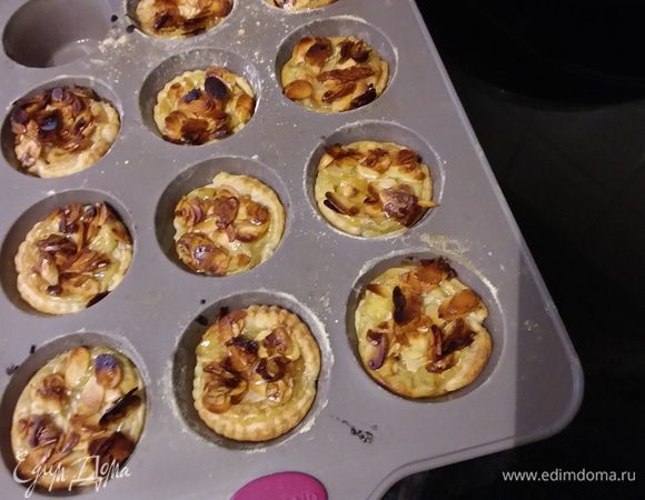 Вынуть и охладить на решетке. 