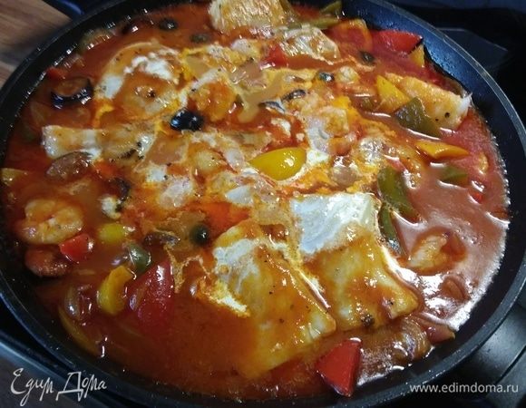 В конце влить сливки, размешать. 