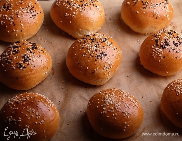 Выпекать до готовности, 20-30 минут. Булочки должны стать очень румяные и красивые.