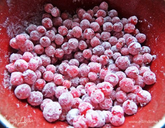 Перемешать, не размораживая.