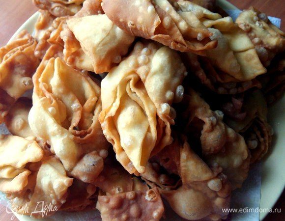 Готовые выкладываем на бумажное полотенце остывать.