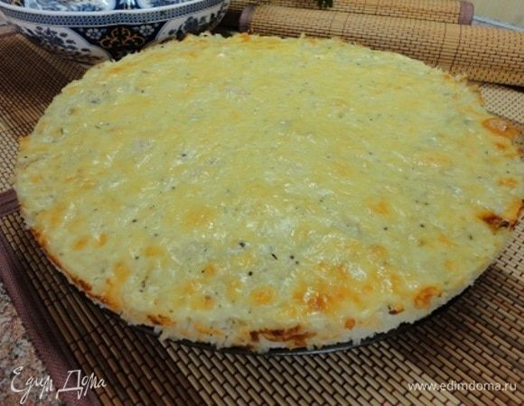 Запекать в духовке при температуре 210°С 10-15 минут, до золотистой корочки.