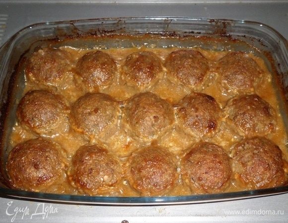 Запекаем 1 час при 180°С.
