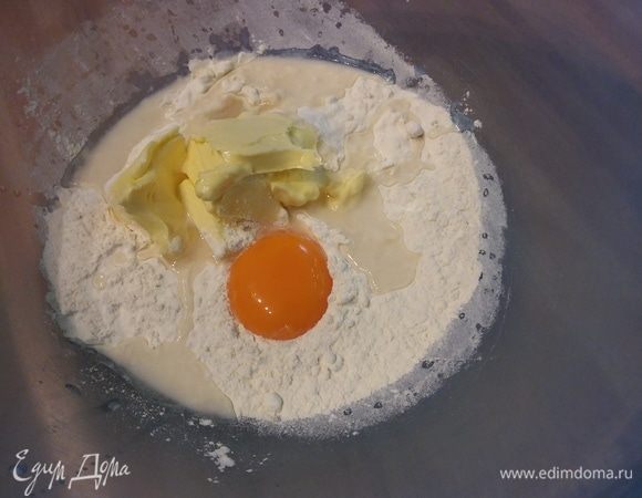 Быстро замесить тесто. 