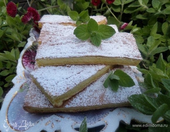 Посыпаем сахарной пудрой и подаем к чаю, кофе, какао.