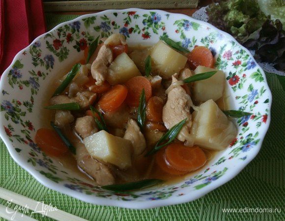 Рагу «Никудзяга» готово. Всех прошу к столу, отведать вкусного японского блюда. Приятного аппетита!