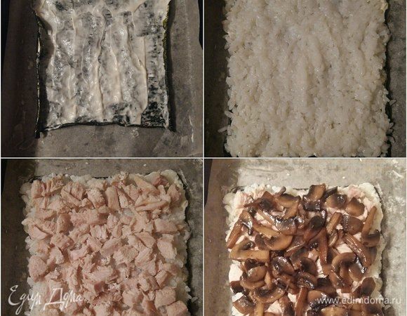 Смажем майонезом поверхность листа нори, выложим слоем рис, затем куриное филе, грибы.