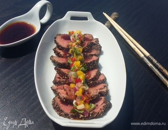 Выложить на мясо чатни или подать отдельно.