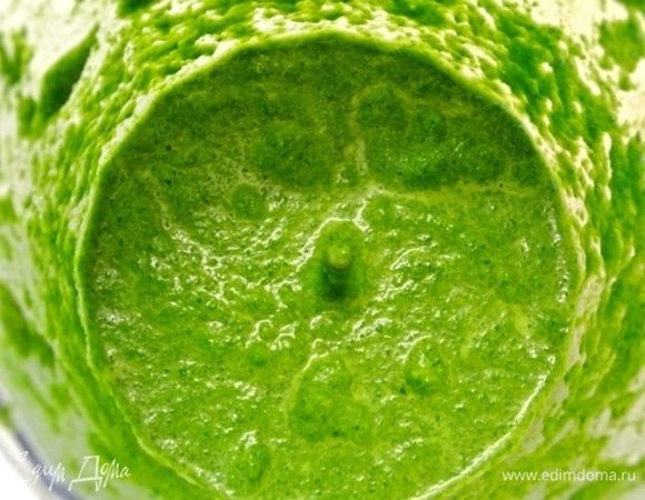 Разбить блендером в пюре.