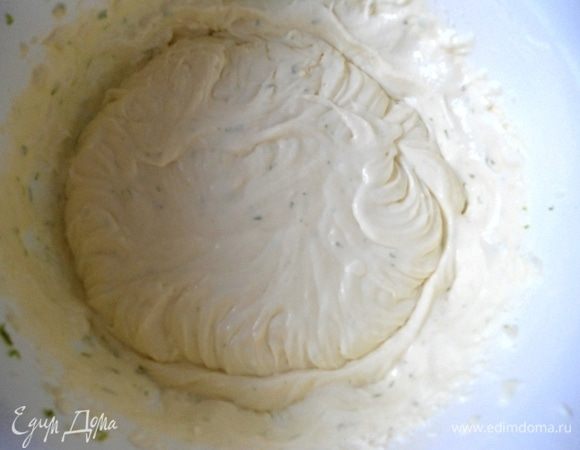 Добавить желатиново-лаймовую смесь и немного взбить.