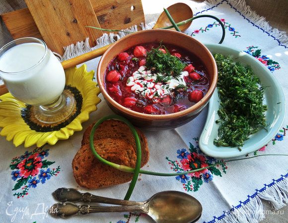 Я подавала с гренками и чесночными стрелками.