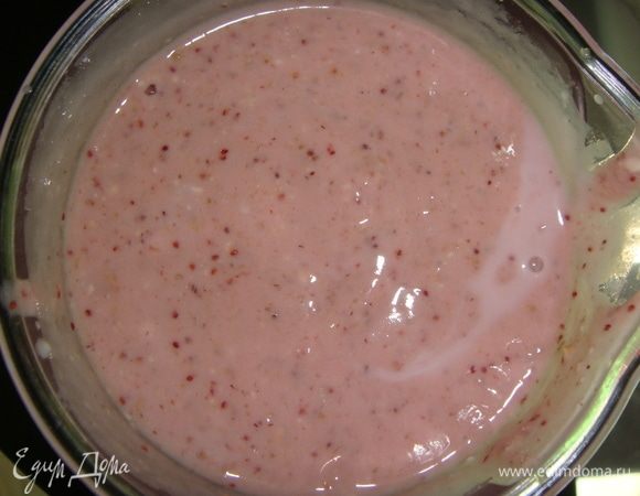 И взбиваем все блендером до однородного состояния.