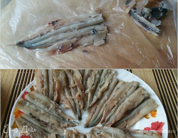Почистить рыбу (можно взять салаку). Отделить от внутренностей, головы и хребта. Немного посолить.