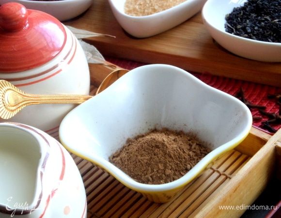 Рецепт здесь: https://www.edimdoma.ru/retsepty/102112-smes-dlya-kofe-i-chaya-masala-masala-chai