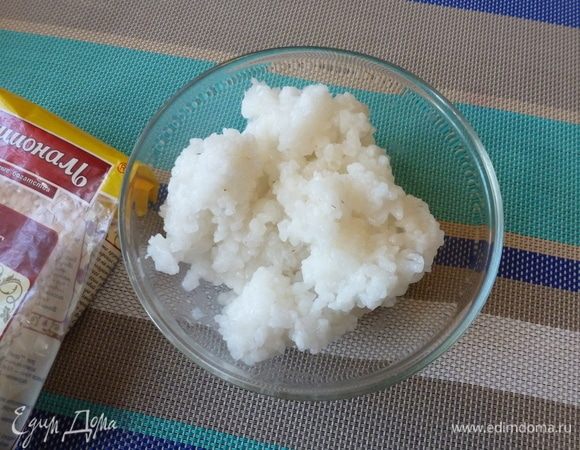 Сварим рис Гигант от ТМ «Националь» до полуготовности.