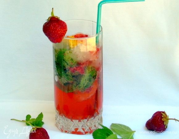 Залейте водой, можете спрайтом, и немедленно подавайте.