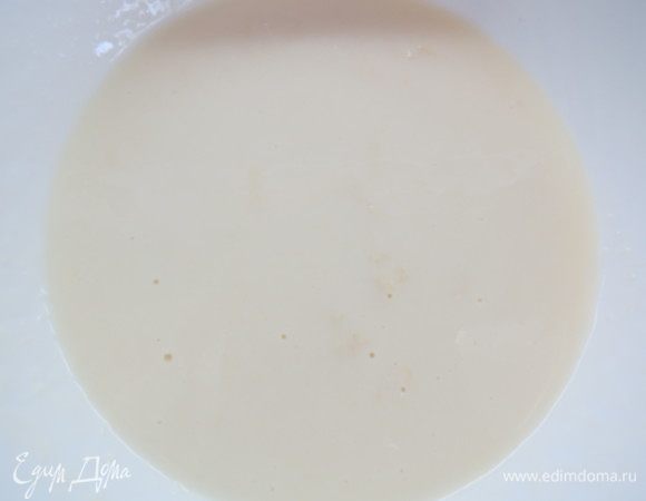 Вот так выглядит процеженная сырная масса.