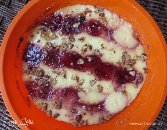 Сушим в сушилке в течение 10-12 часов при температуре 60-70°С. Я сушила в духовке с режимом конвекции 12 часов при температуре 80°С.
