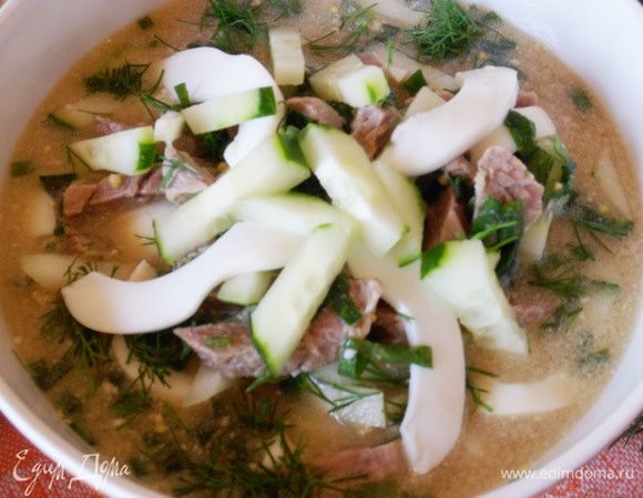 При подаче посыпать зеленью укропа. Катыком (ряженкой) заправить по вкусу. Катыка кладите побольше!