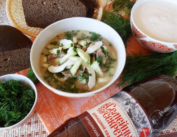 Окрошка по-татарски готова. Приятного аппетита! 