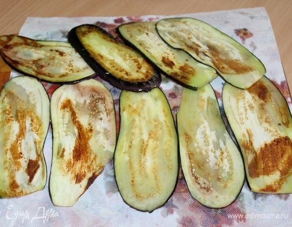 Выложить на салфетку.