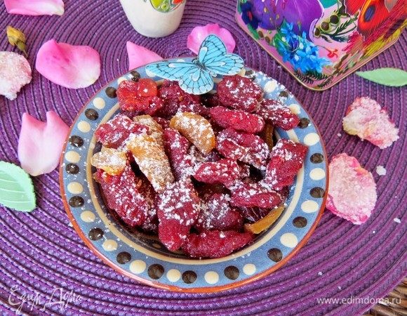 Можно присыпать цукаты пудрой и подать к чаю! 