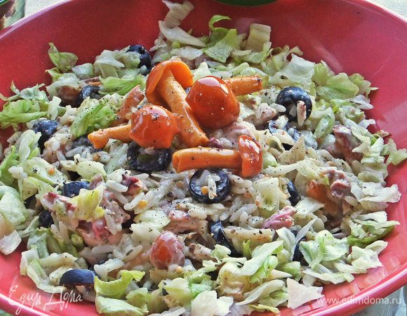 Украшаем опятами.