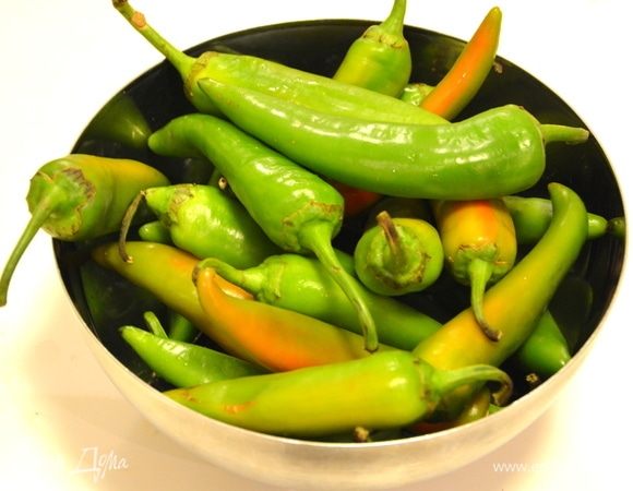 Перцы помыть. Количество произвольное.