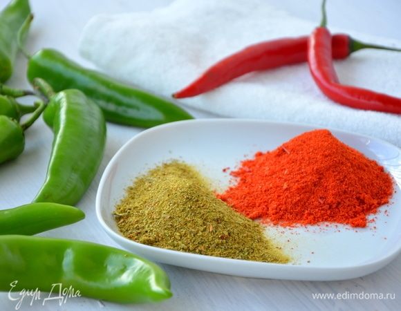 Хранить в герметичных контейнерах или стеклянных банках с крышкой.